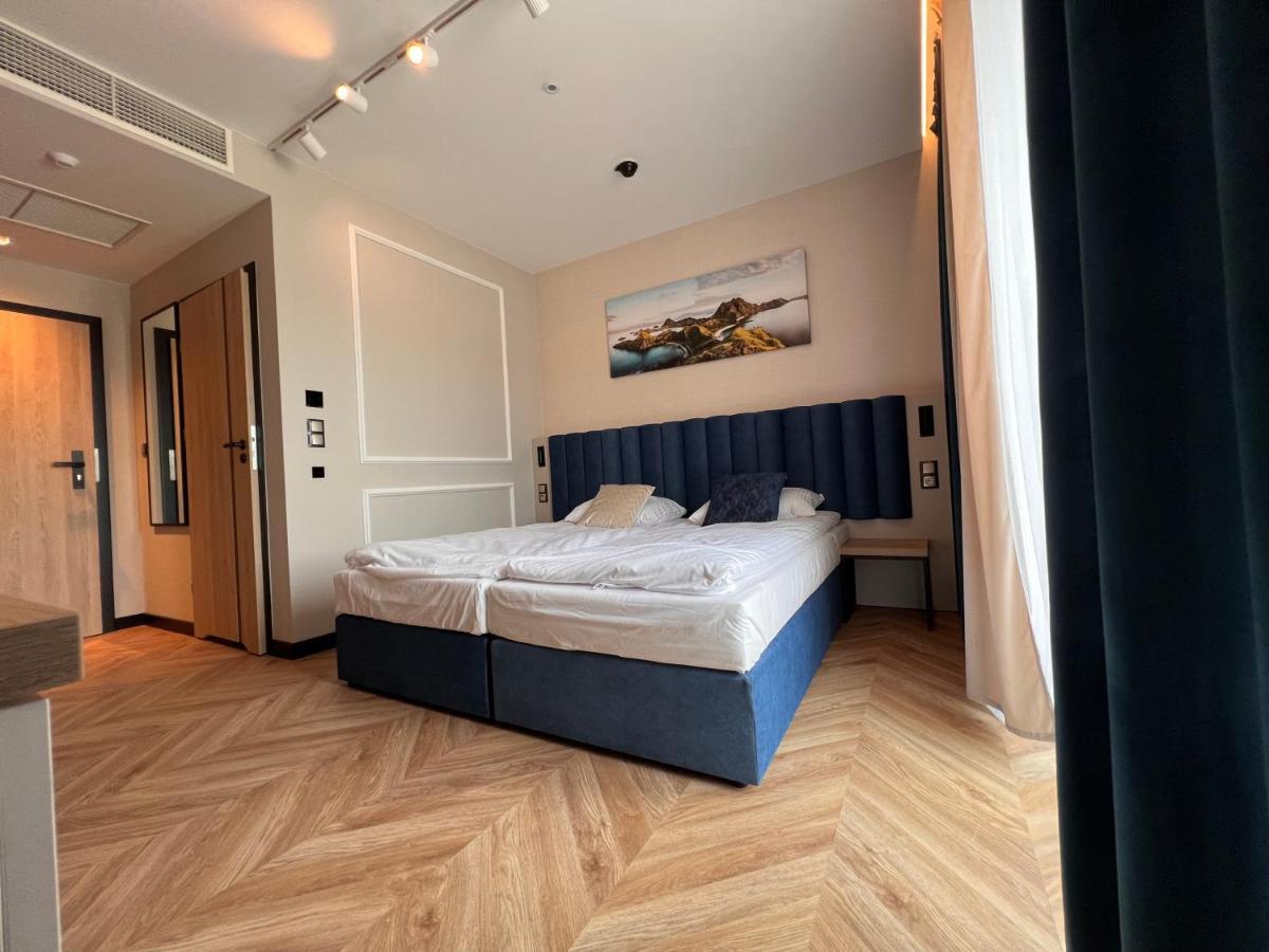 Resto Inn - Smart Apartamenty Blisko Energylandii Polwies Dış mekan fotoğraf