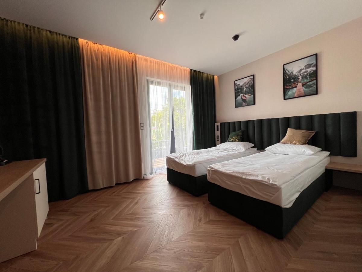 Resto Inn - Smart Apartamenty Blisko Energylandii Polwies Dış mekan fotoğraf