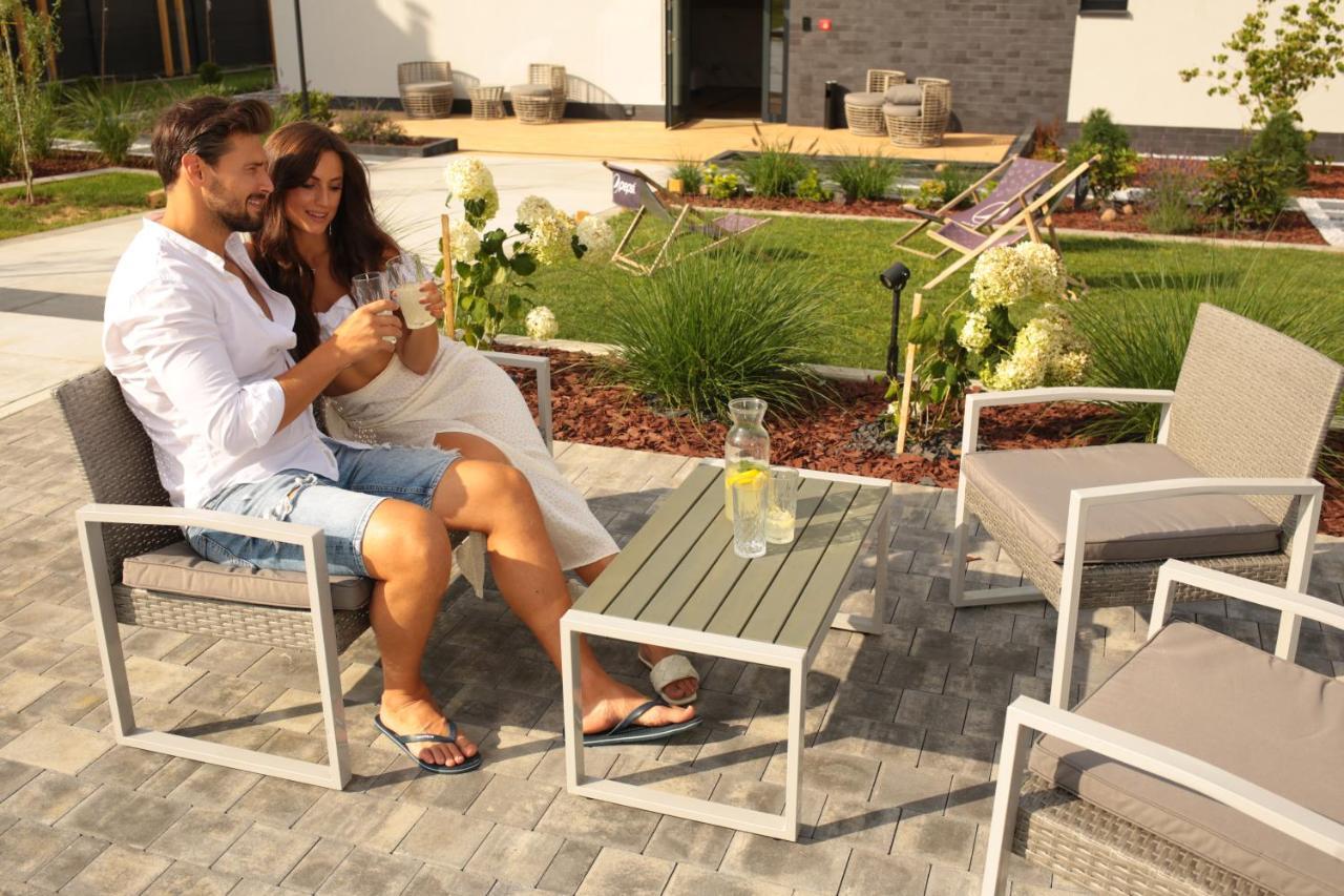 Resto Inn - Smart Apartamenty Blisko Energylandii Polwies Dış mekan fotoğraf