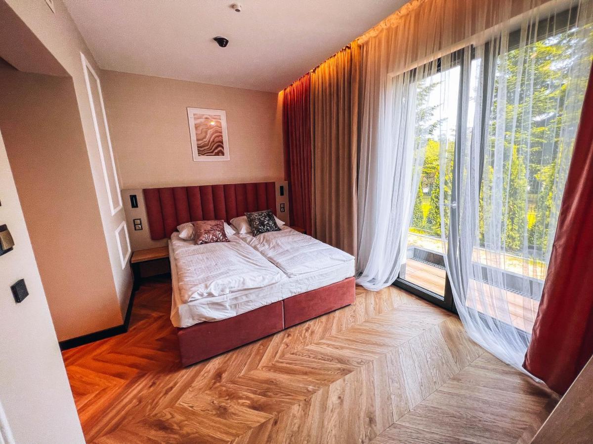 Resto Inn - Smart Apartamenty Blisko Energylandii Polwies Dış mekan fotoğraf
